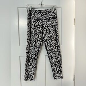 Zyia Active ladies leggings size medium